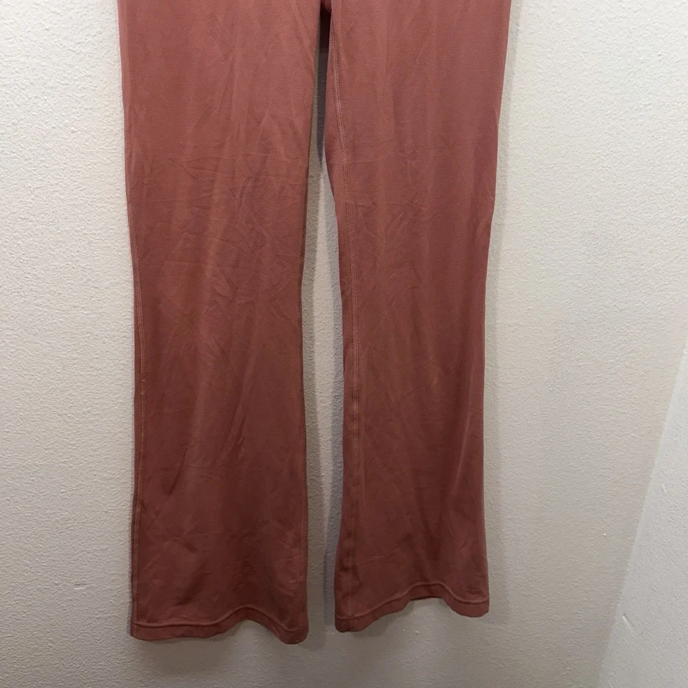 Lululemon Groove Pant Flare Super High Rise Yoga Leggings Pink‎ Size 8 Womens
